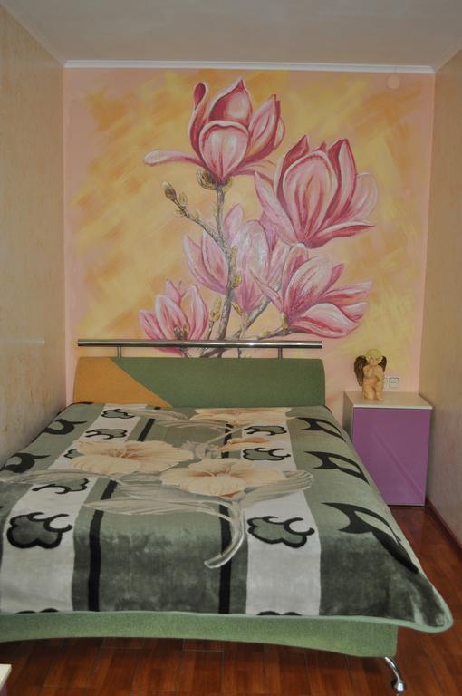 Apartment On Oleksandra Polia Avenue 110 Dnipro Exterior photo